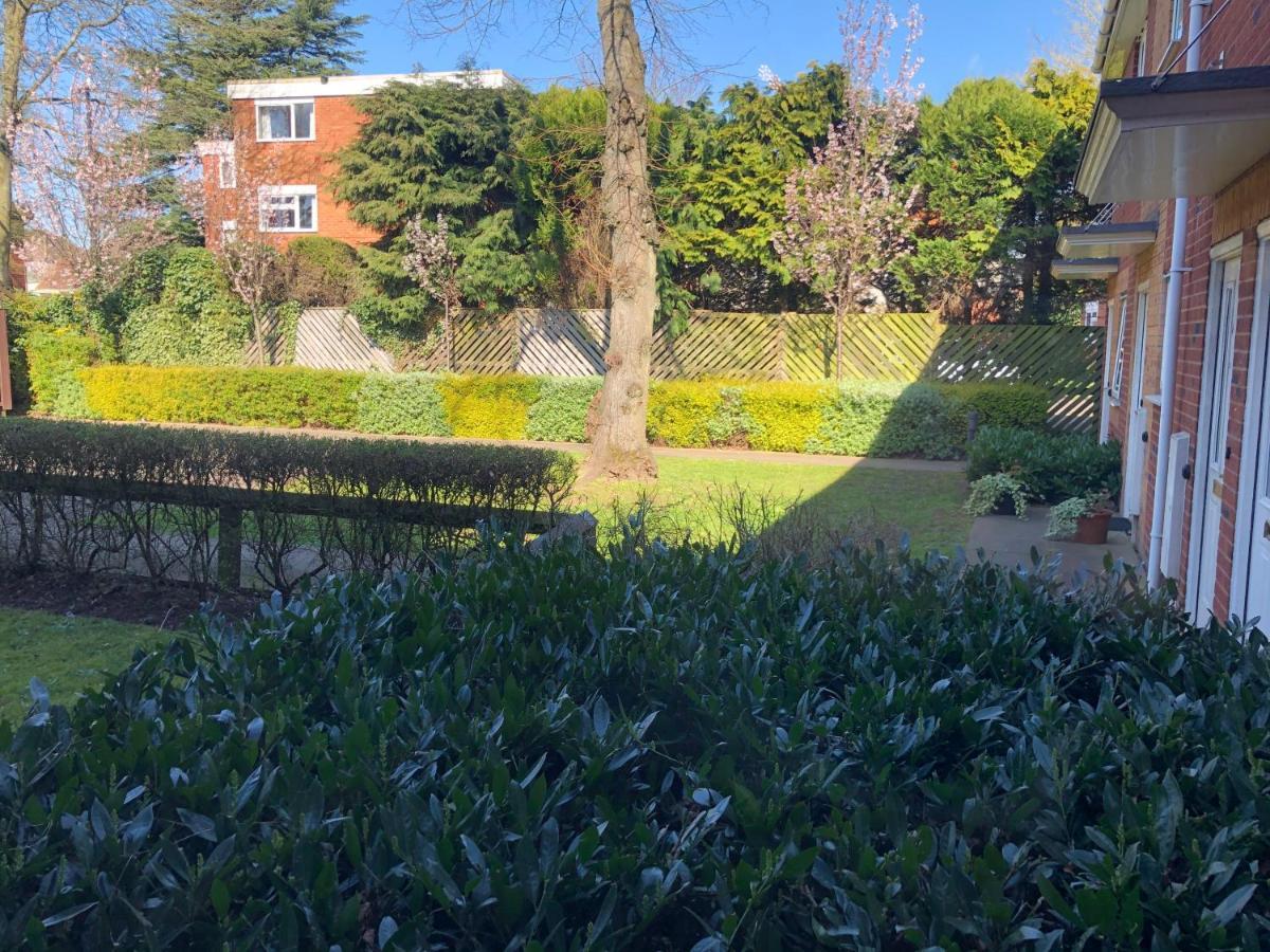 Lime Tree Apartment Coventry Bagian luar foto